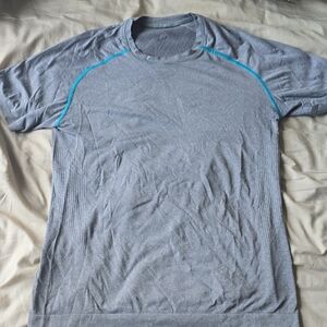 Gray/Blue Lululemon Mens Athletic T-Shirt (Small)